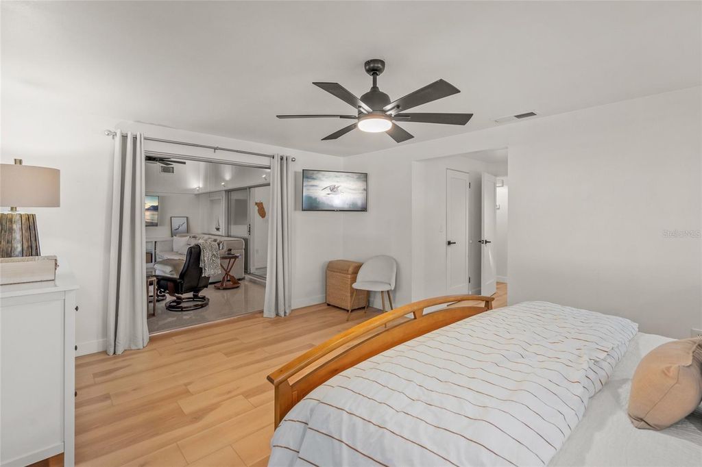 Image 19 of property listing at 401 PICASSO DRIVE, Nokomis, FL 34275