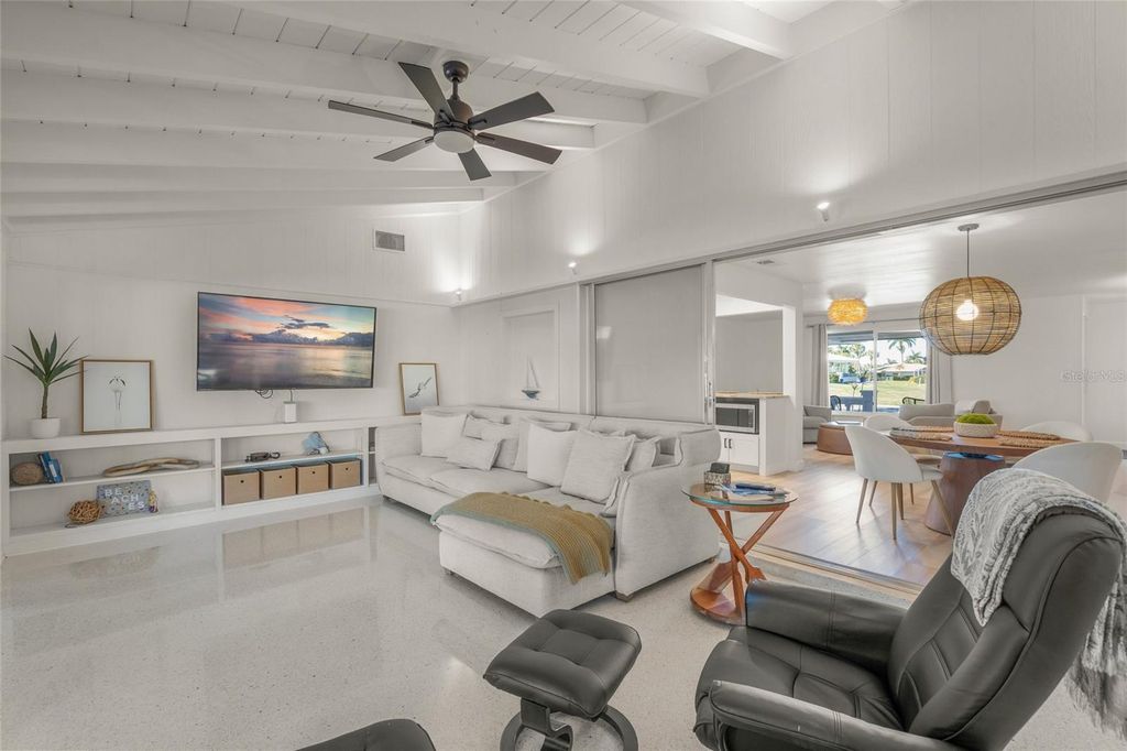 Image 32 of property listing at 401 PICASSO DRIVE, Nokomis, FL 34275