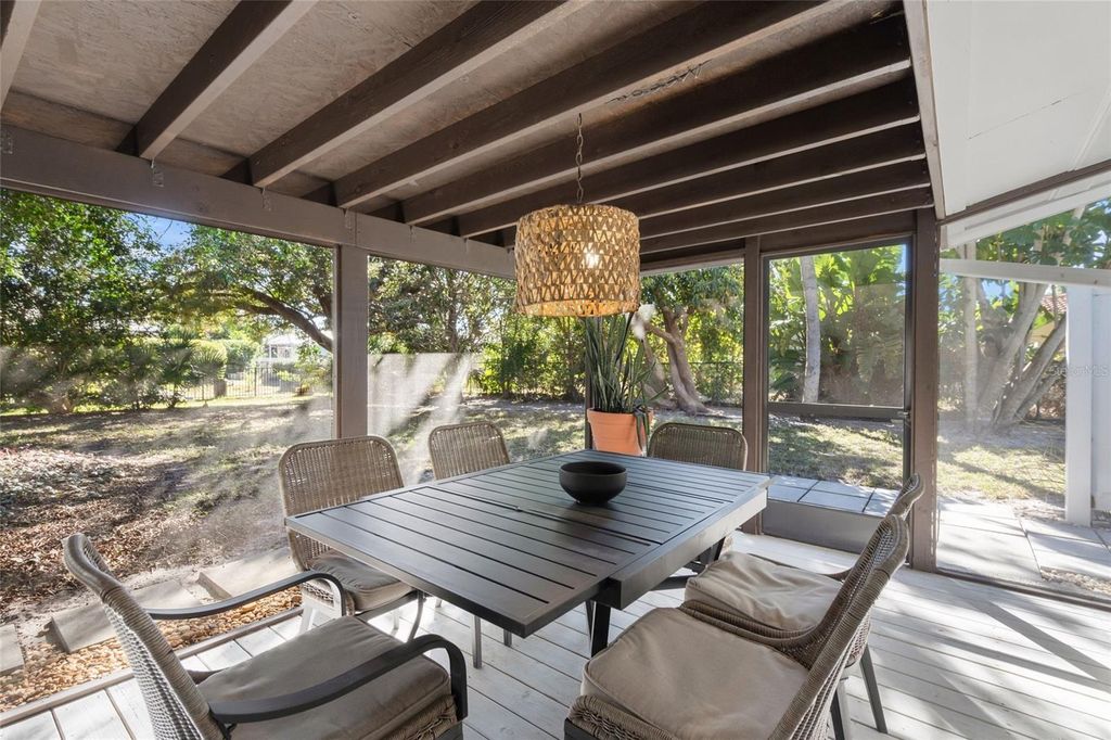 Image 38 of property listing at 401 PICASSO DRIVE, Nokomis, FL 34275