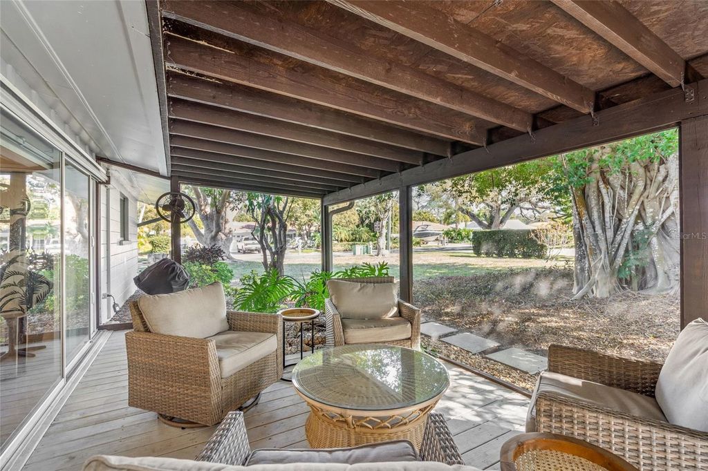 Image 39 of property listing at 401 PICASSO DRIVE, Nokomis, FL 34275