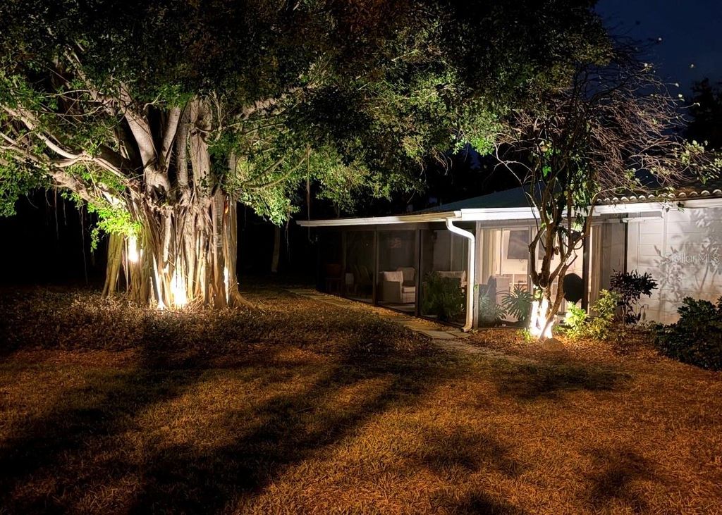 Image 43 of property listing at 401 PICASSO DRIVE, Nokomis, FL 34275