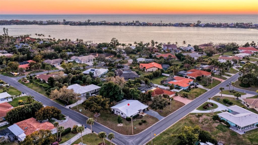 Image 59 of property listing at 401 PICASSO DRIVE, Nokomis, FL 34275