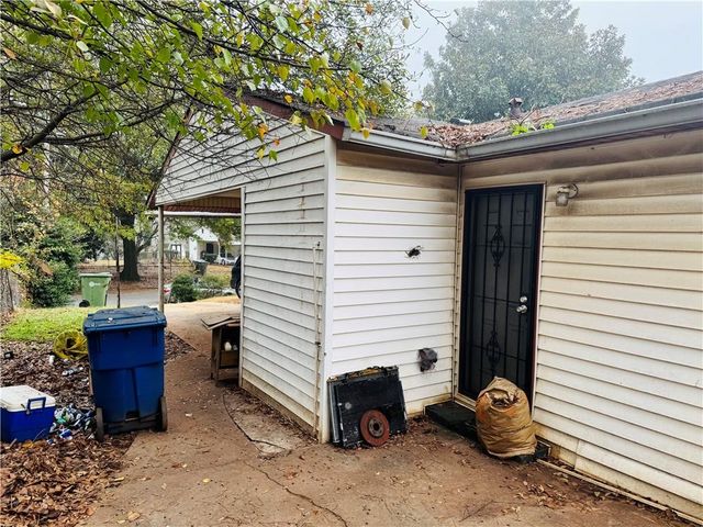 1777 Bond Dr. SW, Atlanta, GA 30315