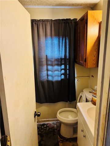 1777 Bond Dr. SW, Atlanta, GA 30315