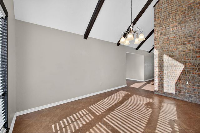 8440 Greenbriar Lane, Port Arthur, TX 77642