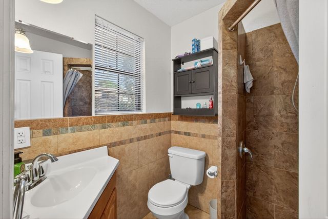 8440 Greenbriar Lane, Port Arthur, TX 77642