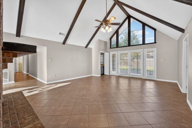 8440 Greenbriar Lane, Port Arthur, TX 77642