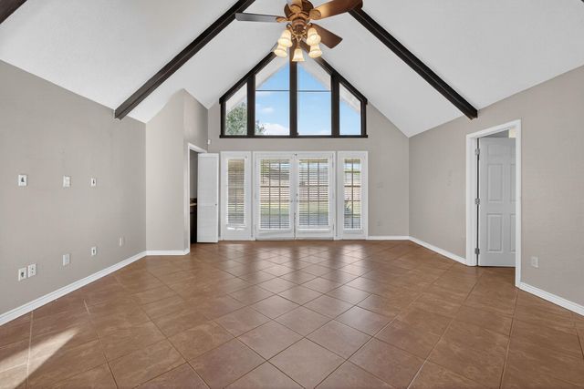 8440 Greenbriar Lane, Port Arthur, TX 77642