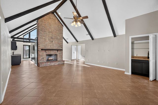 8440 Greenbriar Lane, Port Arthur, TX 77642