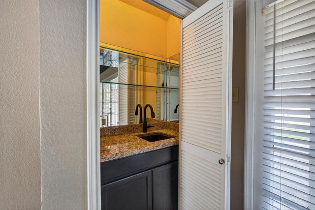 8440 Greenbriar Lane, Port Arthur, TX 77642