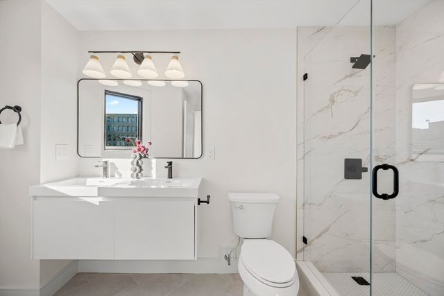 20 Whitney 6, Quincy, MA 02169