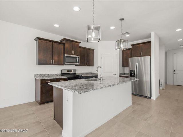 6741 W Cold Stream Court, Tucson, AZ 85757