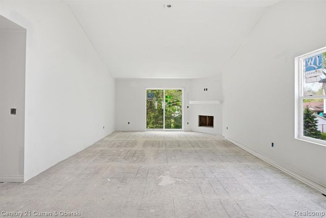 823 Nelsons Ridge Drive 13, Howell, MI 48843