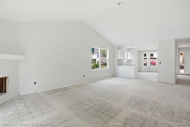 823 Nelsons Ridge Drive 13, Howell, MI 48843