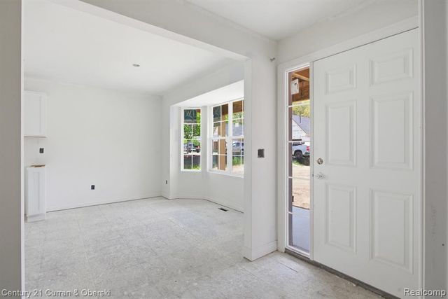 823 Nelsons Ridge Drive 13, Howell, MI 48843