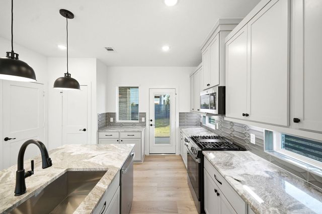 21202 Creeping Bentgrass Drive, Cypress, TX 77433