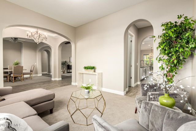 3541 E AQUARIUS Place, Chandler, AZ 85249