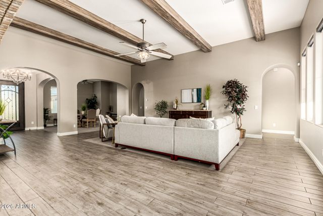 3541 E AQUARIUS Place, Chandler, AZ 85249