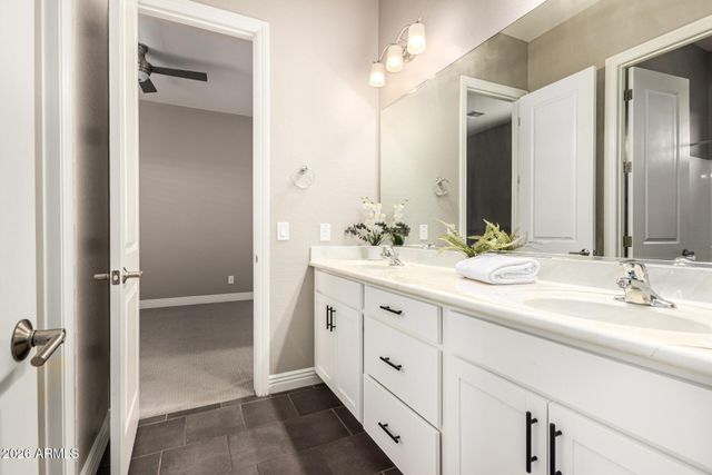 3541 E AQUARIUS Place, Chandler, AZ 85249