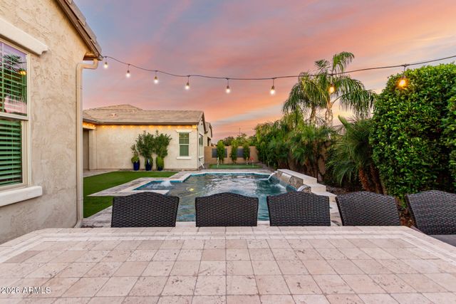 3541 E AQUARIUS Place, Chandler, AZ 85249