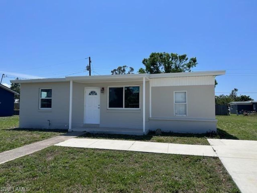 21043 Bersell AVE, Port Charlotte, FL 33952