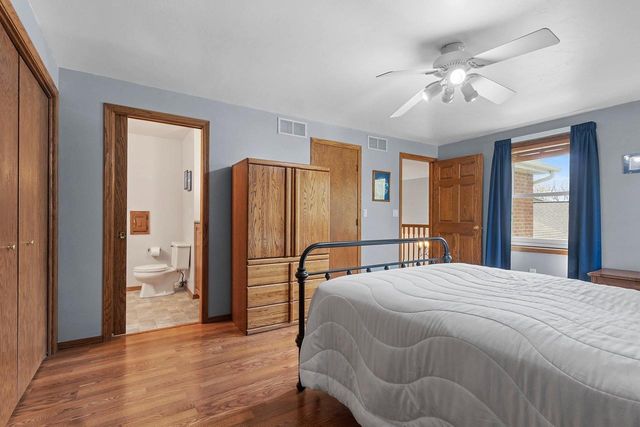 1734 O HEARN LANE, De Pere, WI 54115