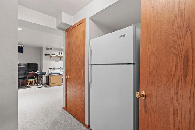 1734 O HEARN LANE, De Pere, WI 54115