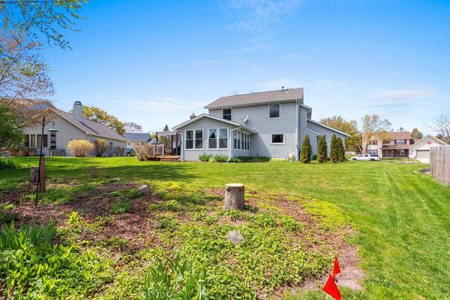1734 O HEARN LANE, De Pere, WI 54115