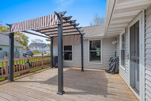 1734 O HEARN LANE, De Pere, WI 54115