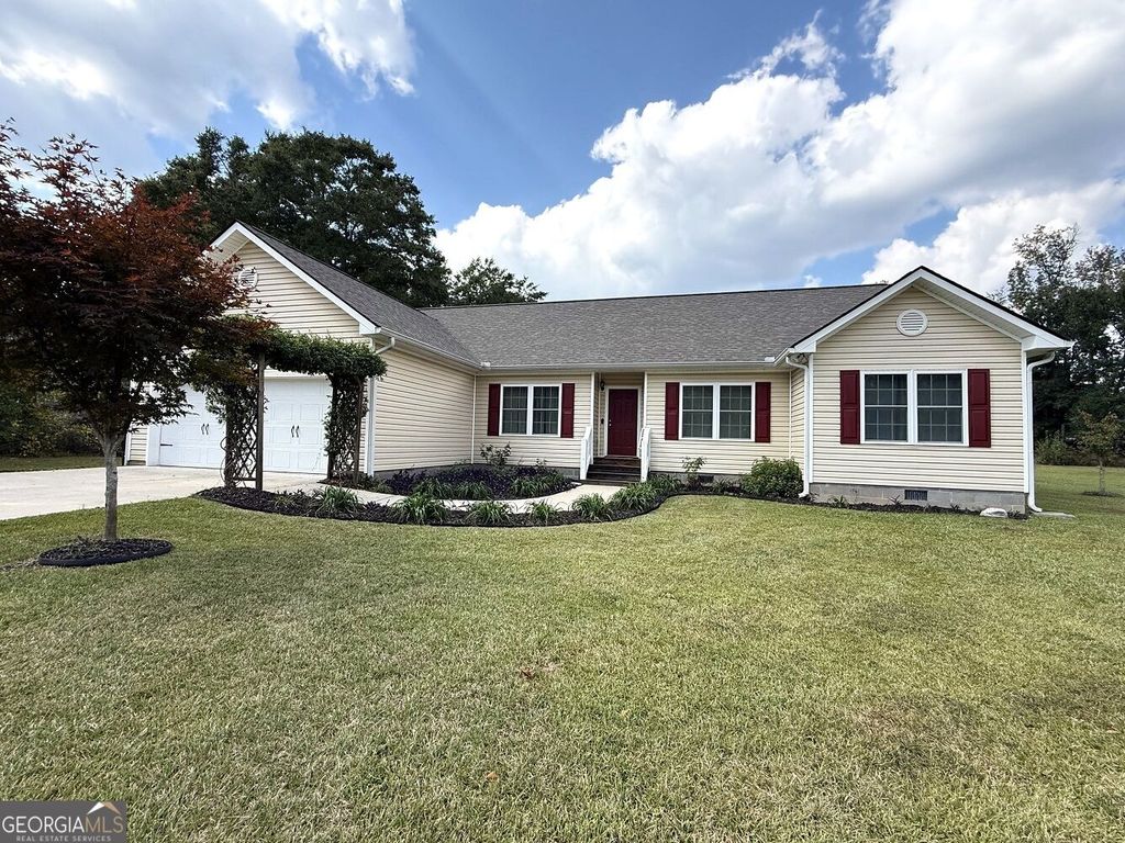 120 Springdale Road, Elberton, GA 30635 — exterior