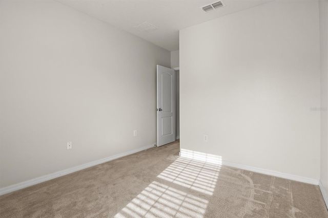 555 LUCERNE BOULEVARD, Winter Haven, FL 33881