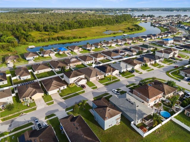 555 LUCERNE BOULEVARD, Winter Haven, FL 33881