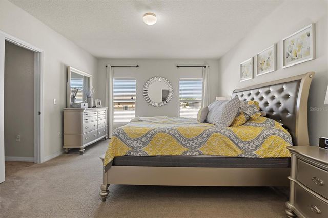 555 LUCERNE BOULEVARD, Winter Haven, FL 33881