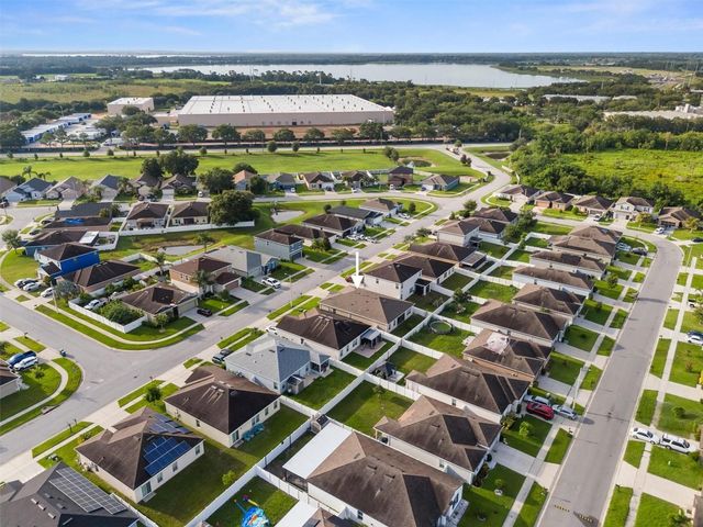 555 LUCERNE BOULEVARD, Winter Haven, FL 33881