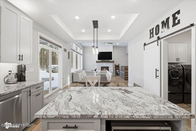 1305 W Woodpecker Circle, Wasilla, AK 99654