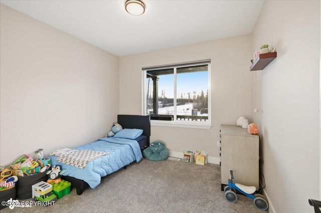 1305 W Woodpecker Circle, Wasilla, AK 99654