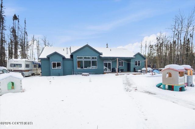 1305 W Woodpecker Circle, Wasilla, AK 99654