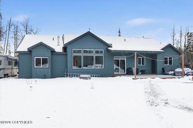 1305 W Woodpecker Circle, Wasilla, AK 99654