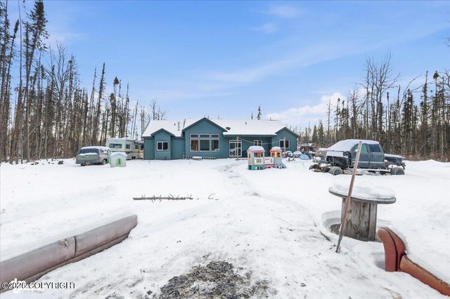 1305 W Woodpecker Circle, Wasilla, AK 99654