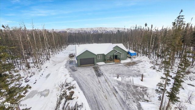 1305 W Woodpecker Circle, Wasilla, AK 99654