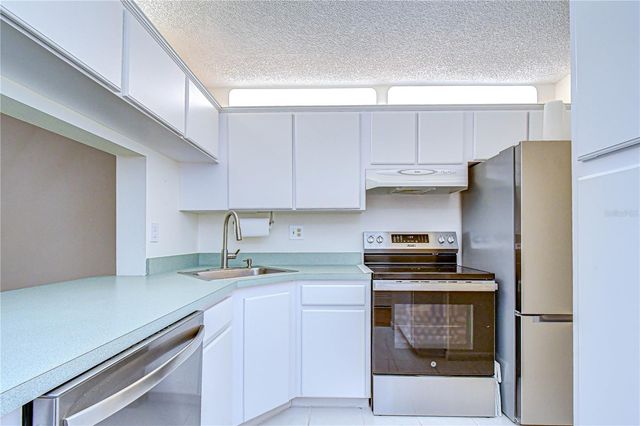 3161 LAKE PINE WAY S F3, Tarpon Springs, FL 34688
