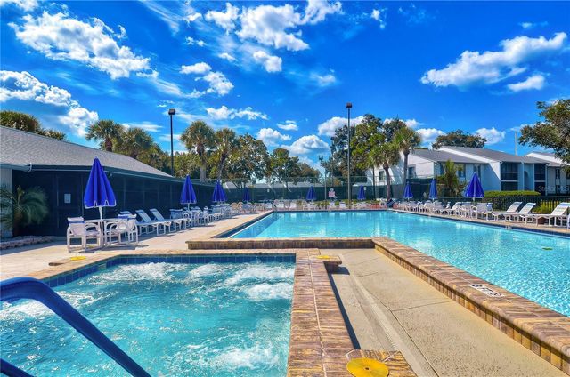 3161 LAKE PINE WAY S F3, Tarpon Springs, FL 34688