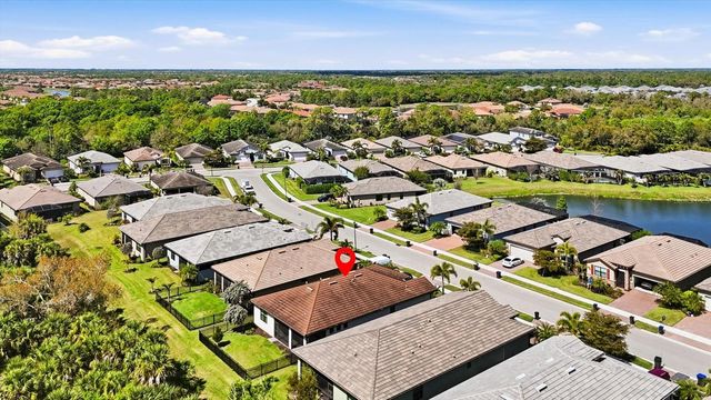12031 LOVEGRASS STREET, Venice, FL 34293