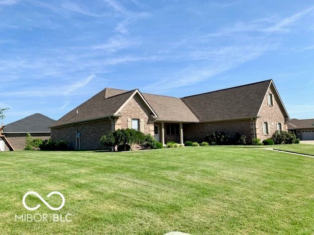 3555 Saint Andrews Place, Seymour, IN 47274