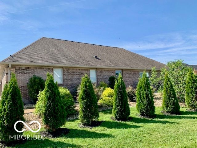 3555 Saint Andrews Place, Seymour, IN 47274