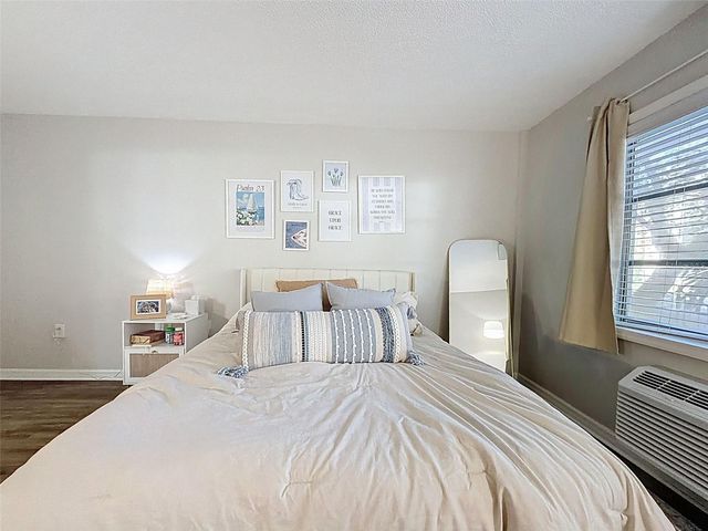 406 W AZEELE STREET 103, Tampa, FL 33606