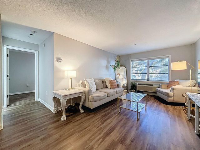 406 W AZEELE STREET 103, Tampa, FL 33606