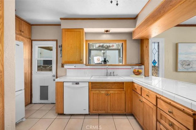 118 Glendora Avenue, Long Beach, CA 90803