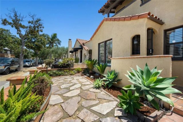 118 Glendora Avenue, Long Beach, CA 90803