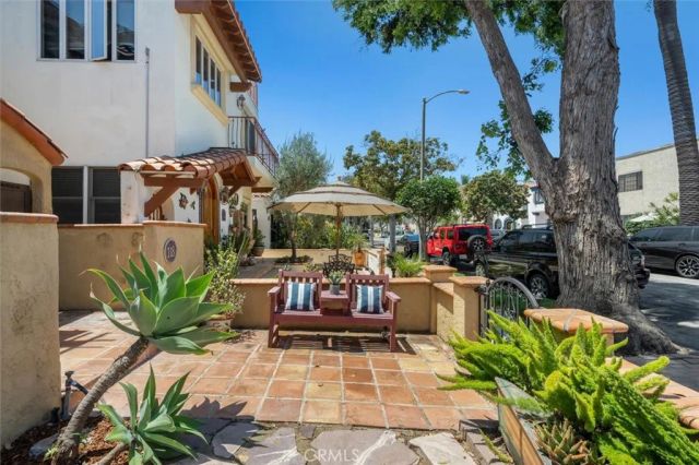 118 Glendora Avenue, Long Beach, CA 90803